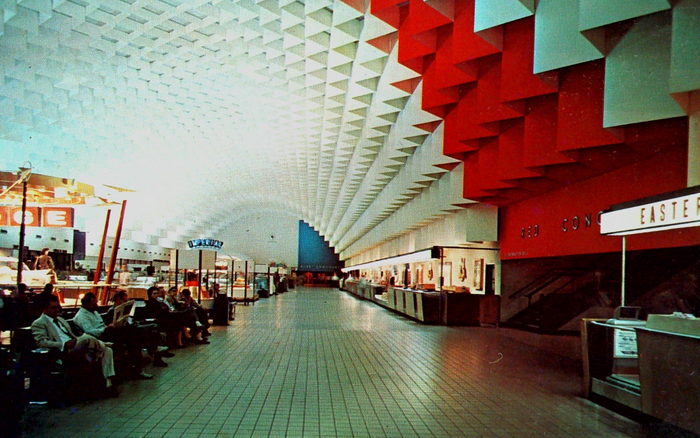 Willow Run Airport - Old Postcard (newer photo)